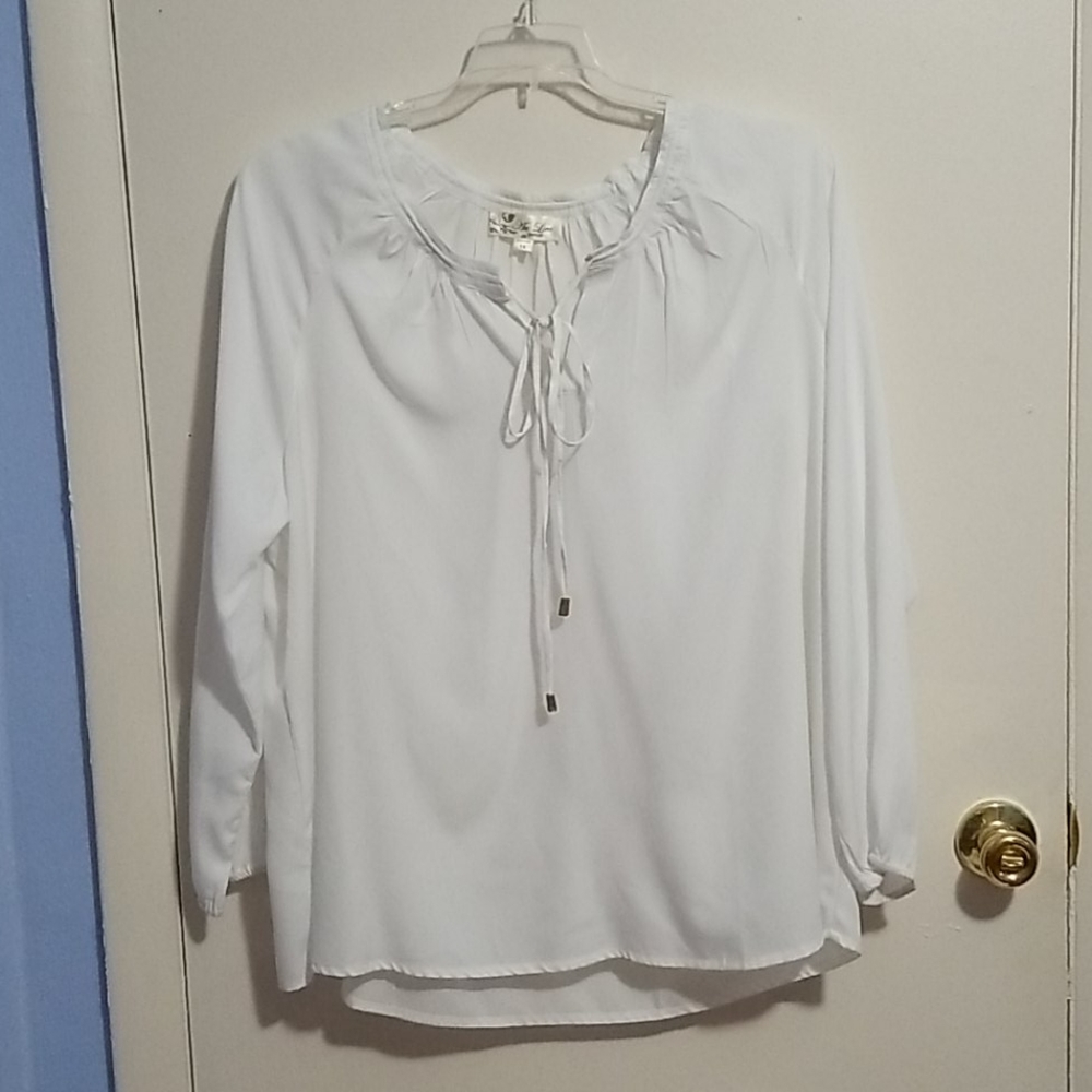 Au Lieu White 1X White Long Sleeve Shirt